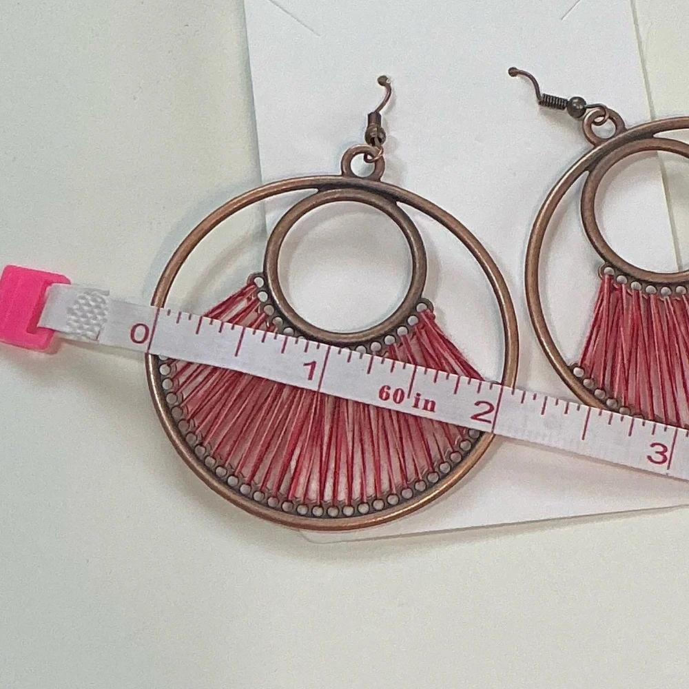 Earrings Boho Red Thread Circle Drop 2 Inches NEW - Picture 4 of 5